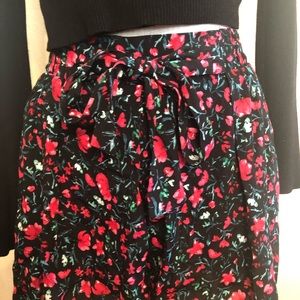 Zara Shorts - Zara floral shorts Zara Shorts - Zara floral shorts